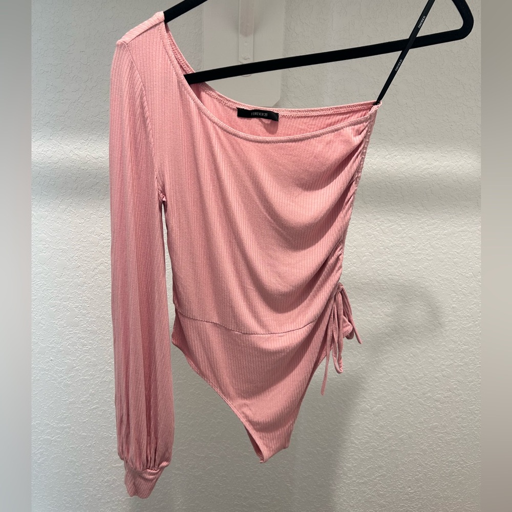 One shoulder bodysuit